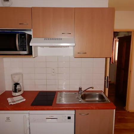 Lagrange Le Domaine Des 100 Lacs Appart hôtel 3*