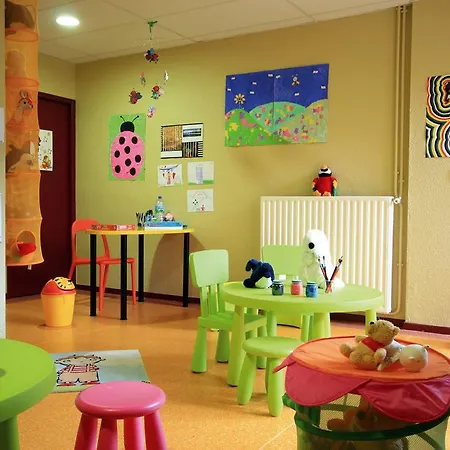 Lagrange Le Domaine Des 100 Lacs 3*