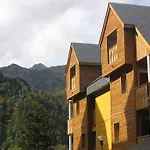 Aparthotel Lagrange Le Domaine Des 100 Lacs
