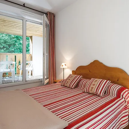 Apart-hotel Lagrange Le Domaine Des 100 Lacs
